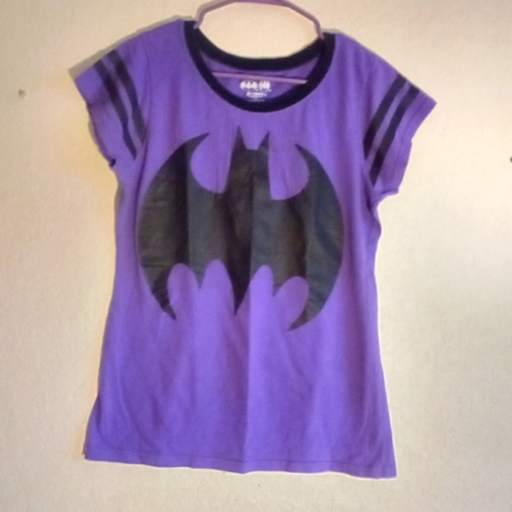 OFFICIAL BATMAN GRAPHIC TEE